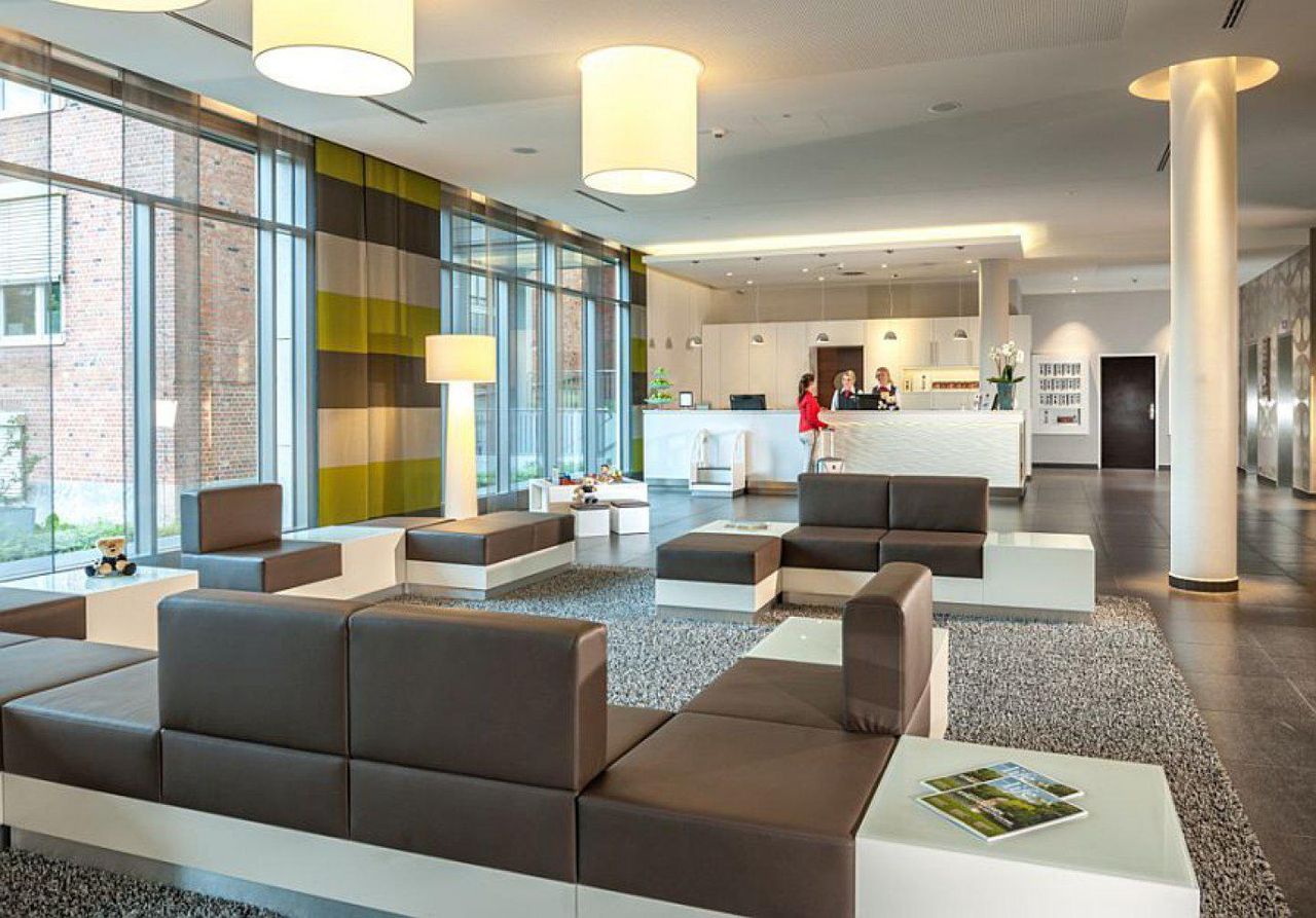 Hamburg  Hotel Elbe 3 image 3