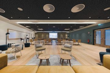 Rest der Welt  Seminarraum PIZ BUIN image 1