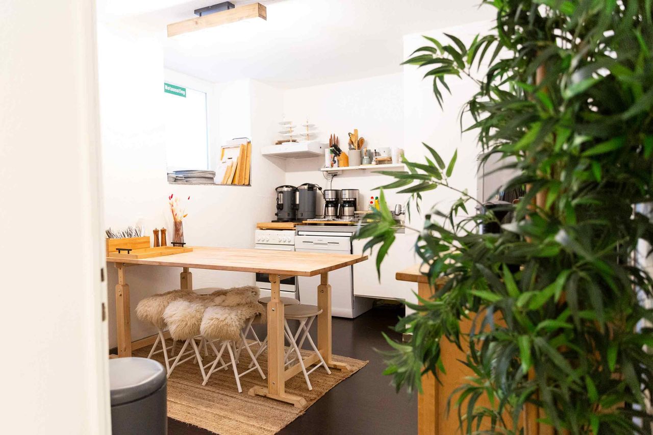 Stuttgart Mobiles Arbeiten Tagungsräume LUNCA - Kreativraumvermietung Stuttgart West image 39