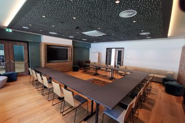 Rest der Welt  Seminarraum ZAMANG image 2