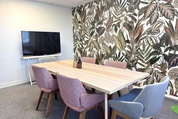 Clichy Creative Meeting Coworking spaces Clichy Salle créative image 1