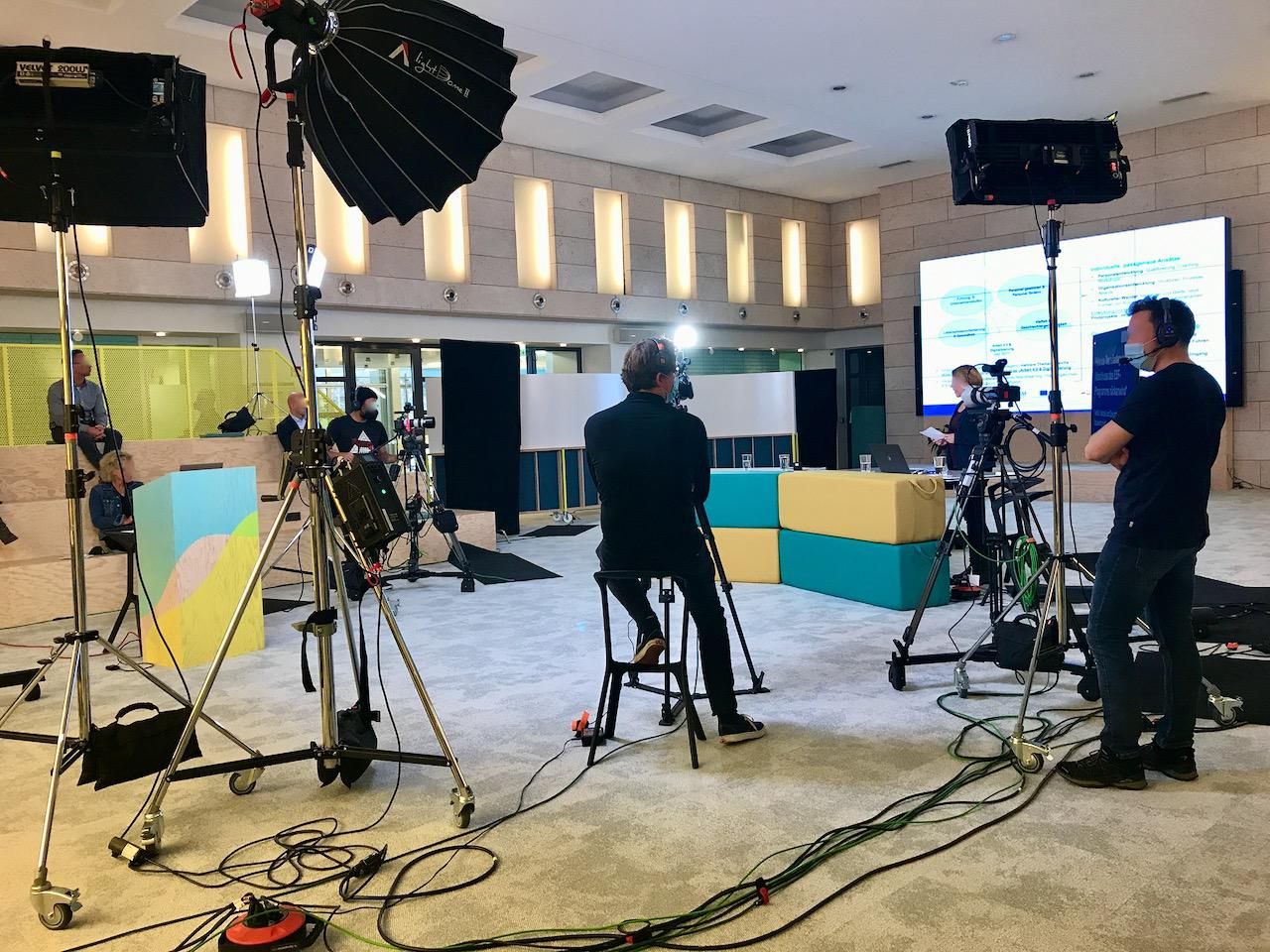 Berlin Kreatives Meeting Workshop Room Open Space - Workshopraum für größere Gruppen oder agile Eventfläche image 5