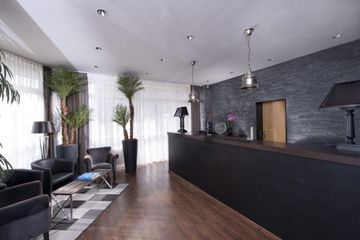 Rest of the World   Tryp by Wyndham Lübeck Aquamarin image 1