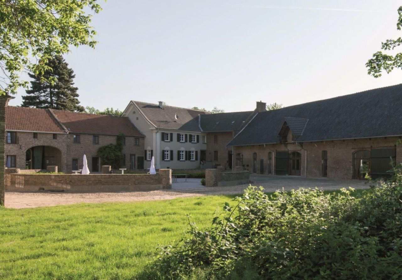 Rest of the World   Gut Hohenholz image 4