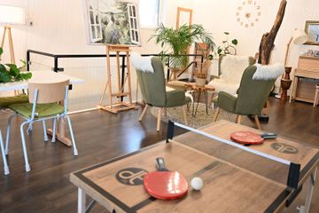 Stuttgart Mobiles Arbeiten Meetingraum LUNCA image 1