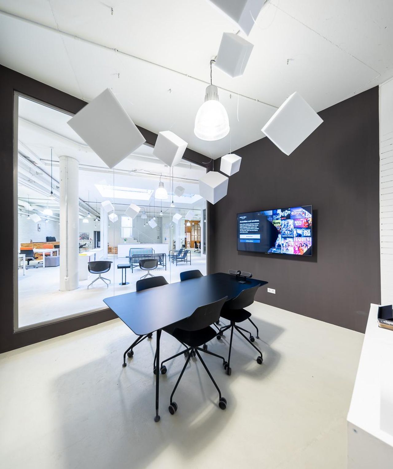 Rest of the World   UFER ClubHouse image 11